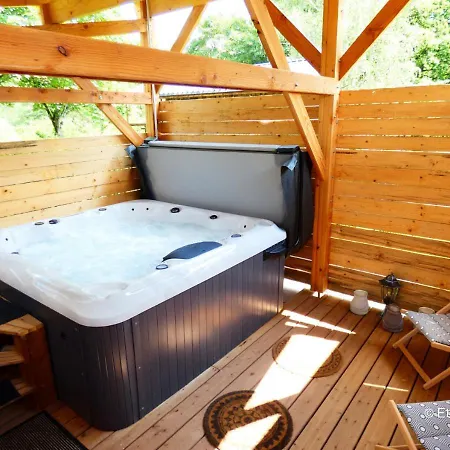 Du Sorcier - Etat Nature Lodge Magnieres